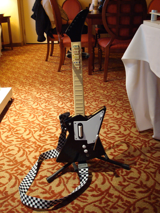 Illustration for article titled Guitar Hero Guitar CES Craptacular